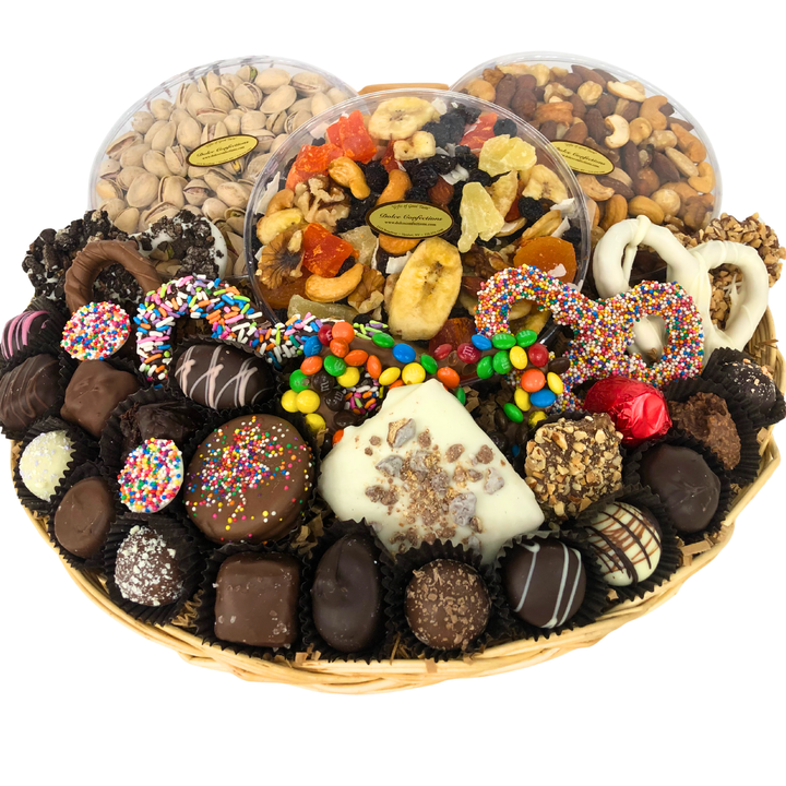 Nature’s Trio: Chocolate, Nuts & Fruit